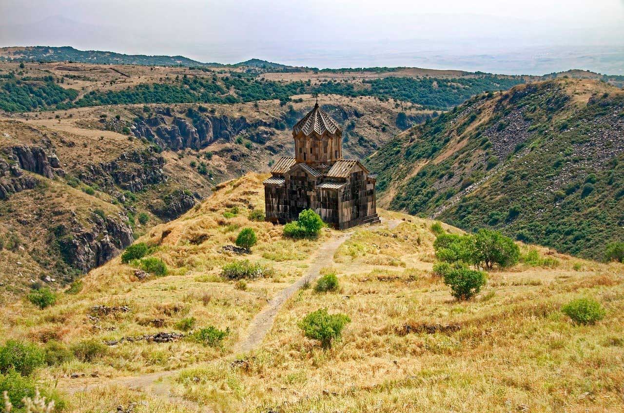 Армения Церковь Амберд